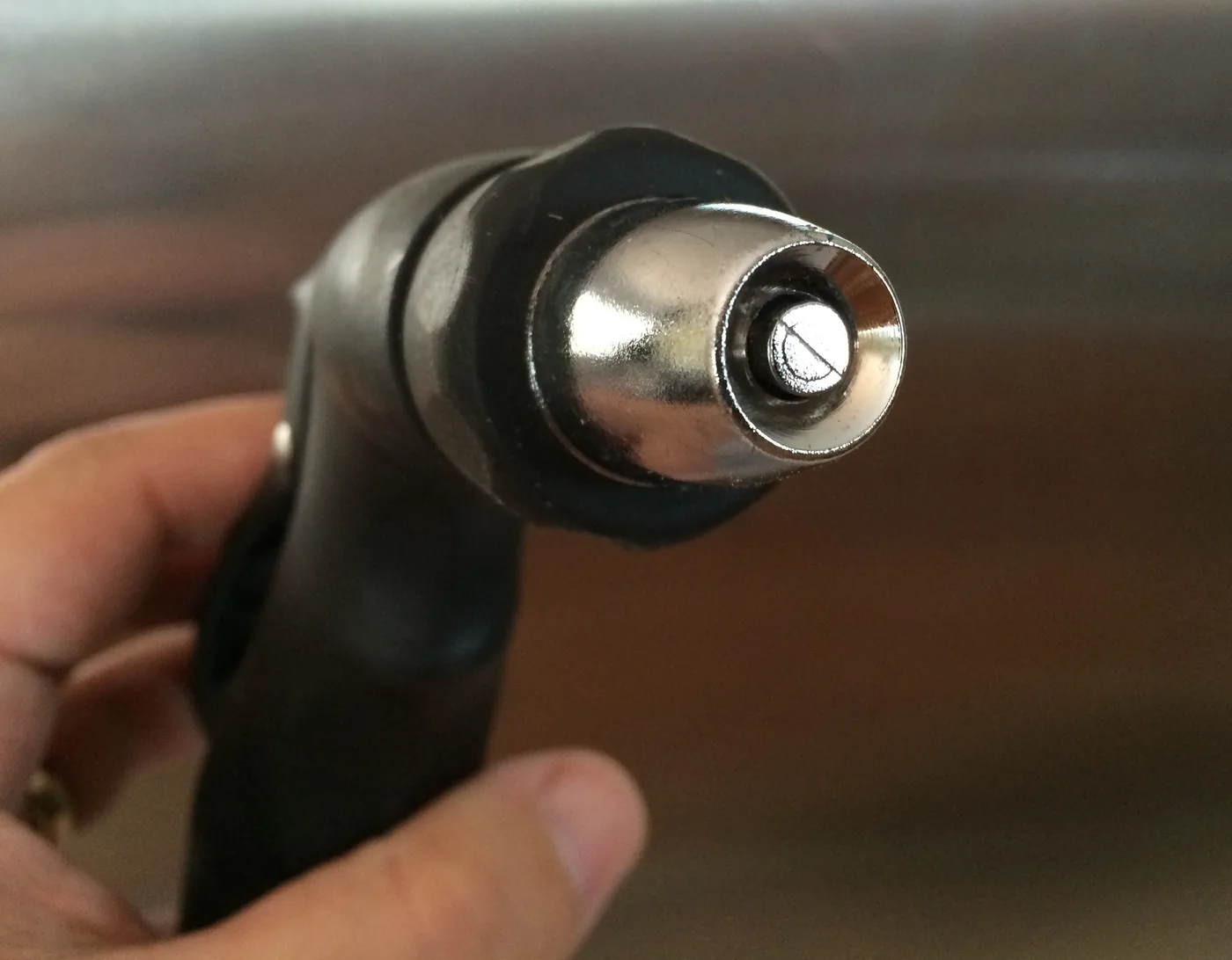 Garden sprayer used to apply a non toxic bird repellent